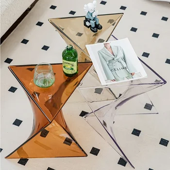 Light Luxury Nordic Designer akril dohányzóasztal Nappali bútorok Átlátszó oldalsó asztal Kreatív geometriai éjjeliszekrények